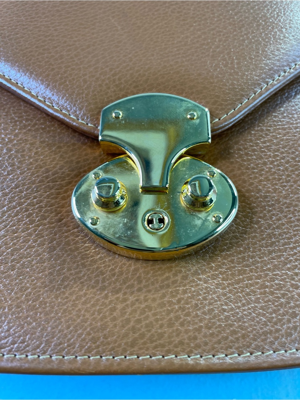 MCM rare Nature line Tan Leather Shoulder Bag with Gold Hardware - Picture 11 of 11